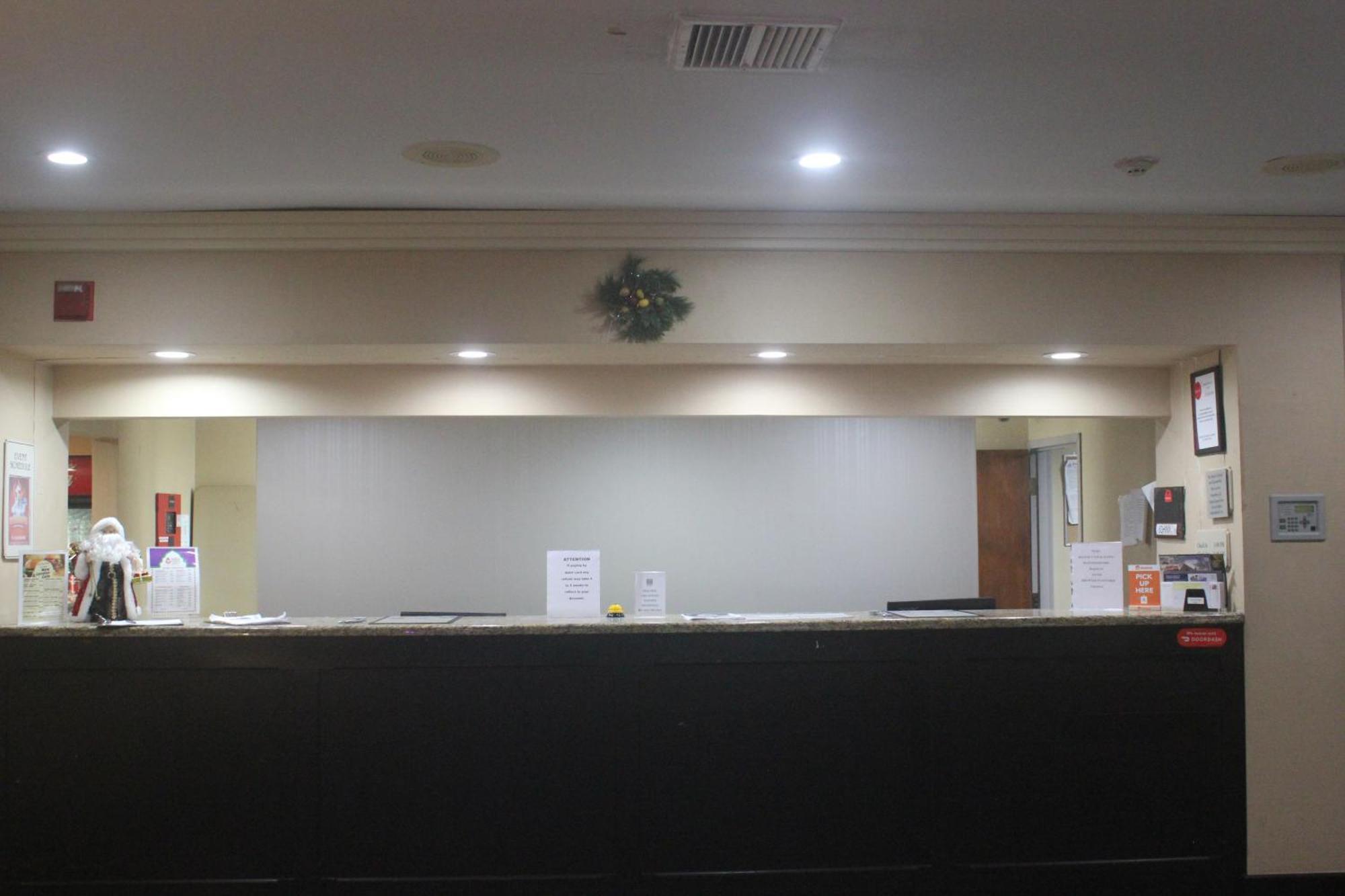 Regency Inn & Suites New London Mystic ภายนอก รูปภาพ